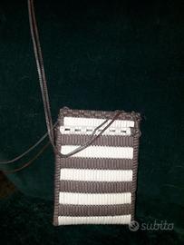 Borsa porta cellulare
