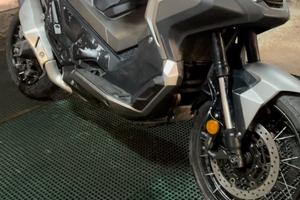 Honda xadv 750