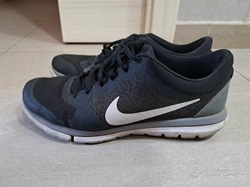 Scarpe nike numero 43