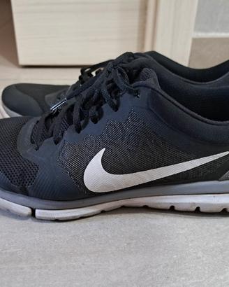 Scarpe nike numero 43