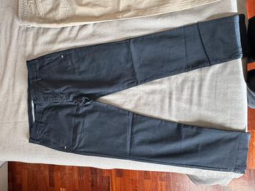 Pantaloni entre amis