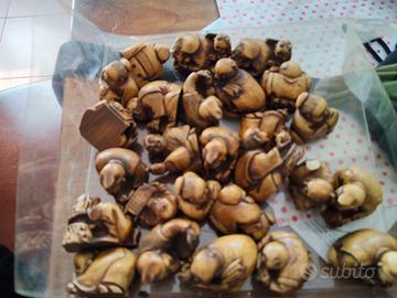 Collezione 26 Netsuke orientali vintage - Lotto co
