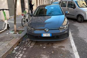 Golf VIII 1.0 eTSI 110 cv