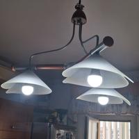 Lampadario da cucina in legno e acciaio 