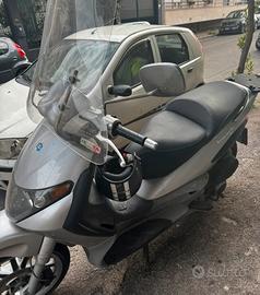 Beverly 200