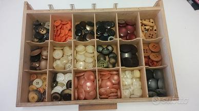 BOTTONI PER ABBIGLIAMENTO