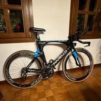 Bici da crono Pinarello Bolide