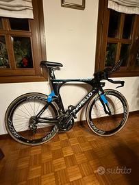 Bici da crono Pinarello Bolide