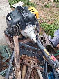 Decespugliatore a miscela Alpina