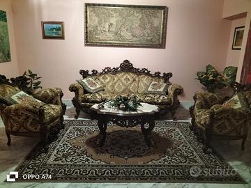 Salotto fatto a mano 1900