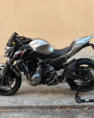 Kawasaki Z650 A2