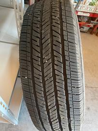 Gomme, cerchi e ammortizzatori