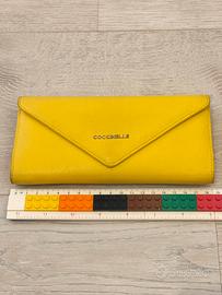 Portafoglio giallo Coccinelle