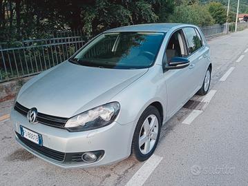 Volkswagen Golf 6 1.6 TDI DPF 5p. Highline