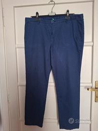 Pantalone chino in piquet di cotone blu. 