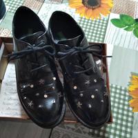 scarpe nere smaltate Benetton n 38