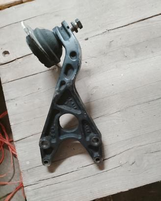 braccetto sospensione motore Lombardini 