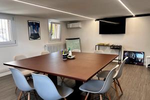 Postazione in ufficio condiviso - tutto incluso -