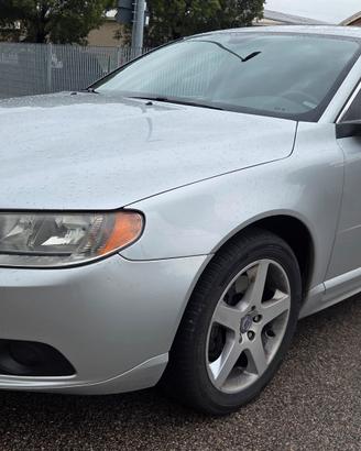 Volvo V70 D5 R-design 205cv