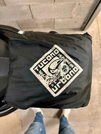 Antipioggia Tucano L versione pesante con calzari