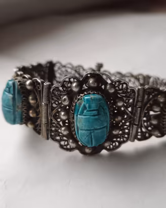 Bracciale con scarabei
