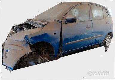 Hyundai i10 1.1 - 4 cilindri