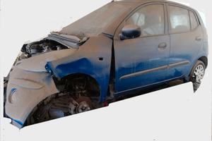 Hyundai i10 1.1 - 4 cilindri