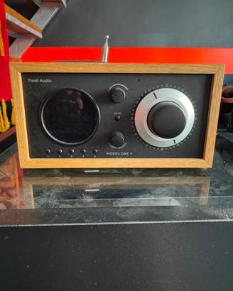 Radio Tivoli Audio  Model One
