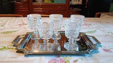 Set di calici di vetro