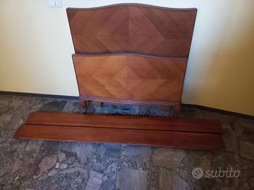Letto singolo  stile Chippendale anni '50.