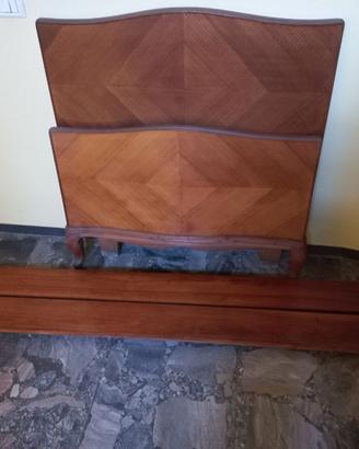 Letto singolo  stile Chippendale anni '50.