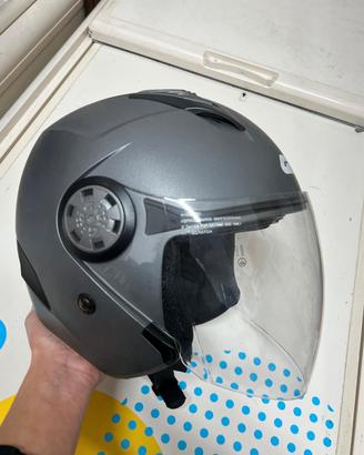 Casco jet GIVI