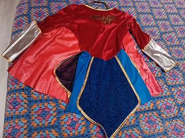 Costume di carnevale di wonder woman - Abbigliamento e Accessori In vendita  a Treviso