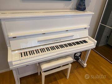 Pianoforte verticale bianco Yamaha U1N