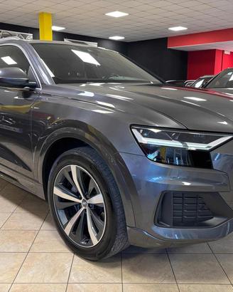 AUDI Q8 50 TDI quattro TETTO IVA DETRAIBILE!!!