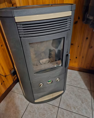 stufa a pellet EDILCAMIN 