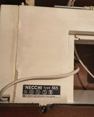 Macchina per cucire elettronica