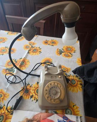 Lampada telefono vintage