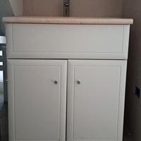 Mobile bagno bianco+top in marmo+rubinetto Grohe