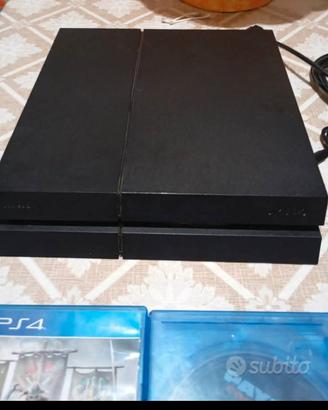 PS4 con 2 giochi