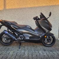 Yamaha T Max 560