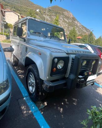 Landrover Defender td4