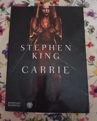 Libro Carrie - Stephen King (Bompiani)
