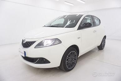 Lancia Ypsilon Hybrid Gold BR979328 1.0 Mild Hybri