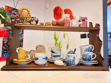 Piattaia in legno anni 80 compatta e capiente