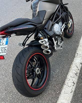Mv agusta brutale 675