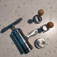 Attrezzi vari per pasta in casa