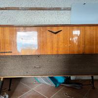 Mobile antico radio augusta