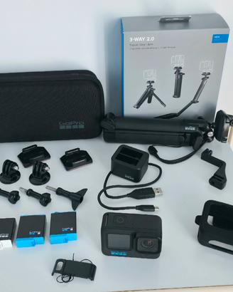 GoPro HERO 10 Black + Accessori Originali
