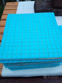 piastrelle mosaico 32 per 32 cm